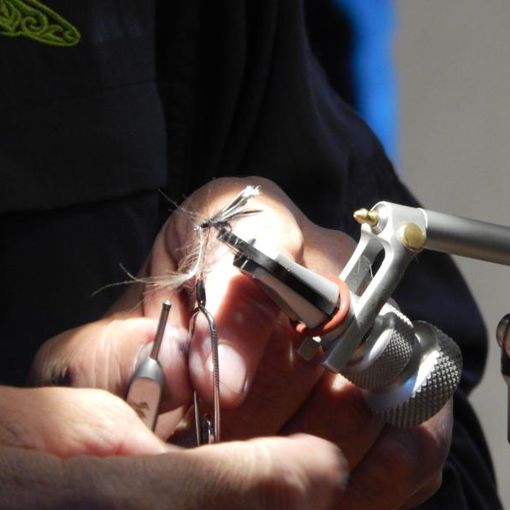 La costruzione di un’esca per la pesca a mosca