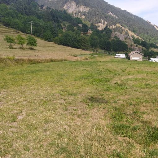 Lo spazio dove sorgerà la pista di atterraggio dell'elisoccorso a Perosa Argentina