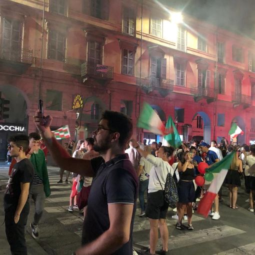 Italia campione d'Europa, festa a Pinerolo