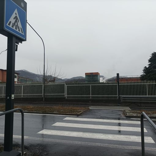 L’attraversamento con Pedone Smart di fronte alla Collins Aerospace
