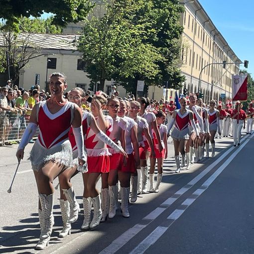 La Vigoneisa alla tappa pinerolese del Tour de France