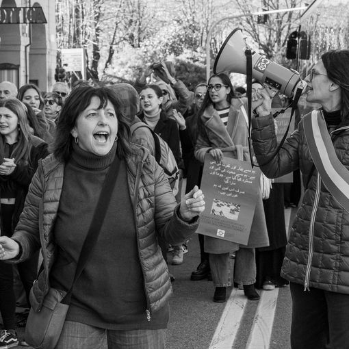 Il corteo dello scorso anno, con Silvia Lorenzino in primo piano al centro