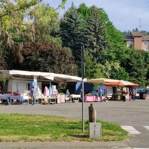 Sperimentazione promossa: Pinerolo stabilizza i banchi in piazza Avis