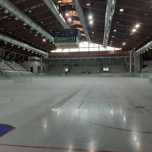 Il Palaghiaccio di Pinerolo apre oggi ai pattinatori, in versione anti-Covid