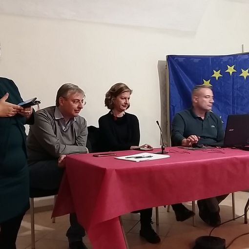 ItaliaViva si presenta e “bastona” i Cinque Stelle da Pinerolo a Torino