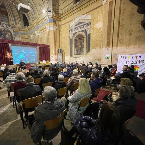 Ca’ Nosta si racconta e festeggia due anni con un’asta di beneficenza