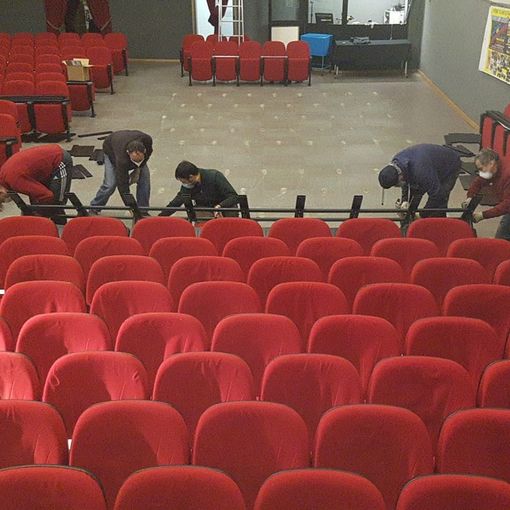 Teatro del Forte poltrone a rotelle