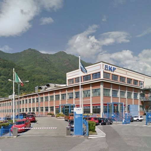 Sciopero in corso all’Skf di Villar Perosa per «sospendere le produzioni non essenziali»