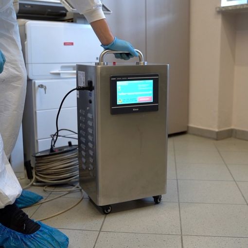 La brillante idea di due imprenditori del settore viaggi messo ko da Covid-19, che reinventano la loro attività