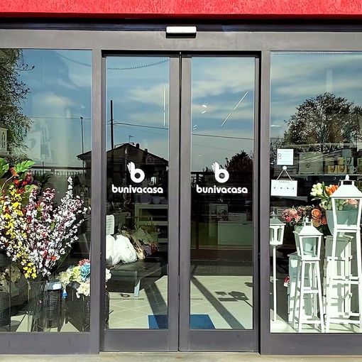3B lancia bunivacasa.it: mezzo secolo di esperienza disponibile per gli acquisti online