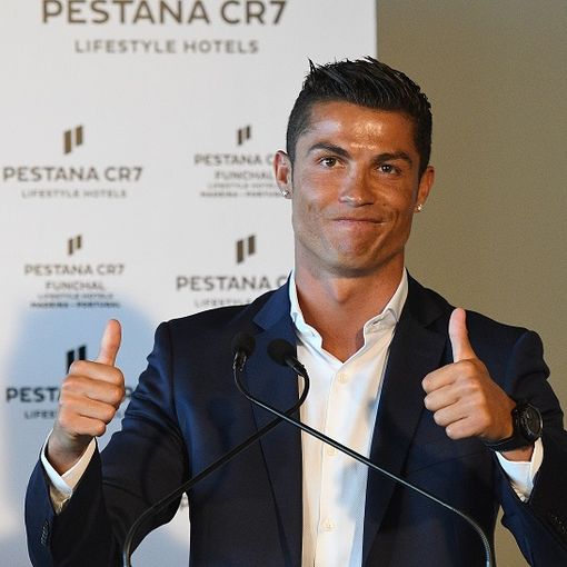 Cristiano Ronaldo batte Messi e diventa 'mister miliardo'