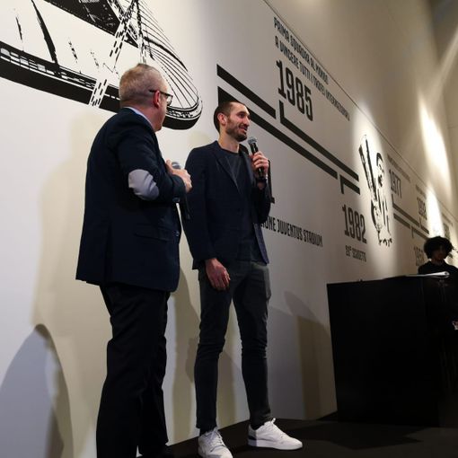 Giocatori della Juve violano l'isolamento anticovid, la Procura apre un fascicolo