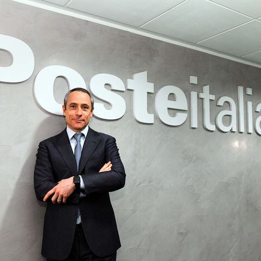 Poste Italiane, a Bobbio Pellico l’annullo filatelico e la cartolina dedicatati ai piccoli Comuni