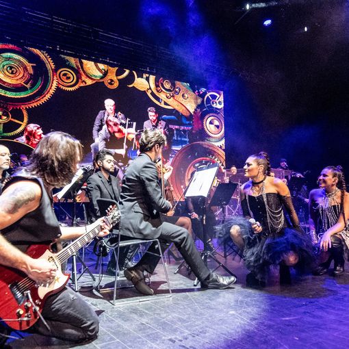 QUEEN AT THE OPERA, al teatro Alfieri
