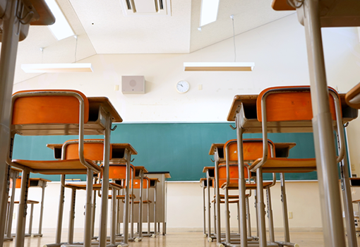 aule scolastiche vuote