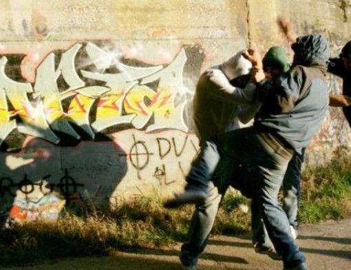 Baby gang a Nichelino: in tre circondano un coetaneo per rubargli lo smartphone (foto di archivio)
