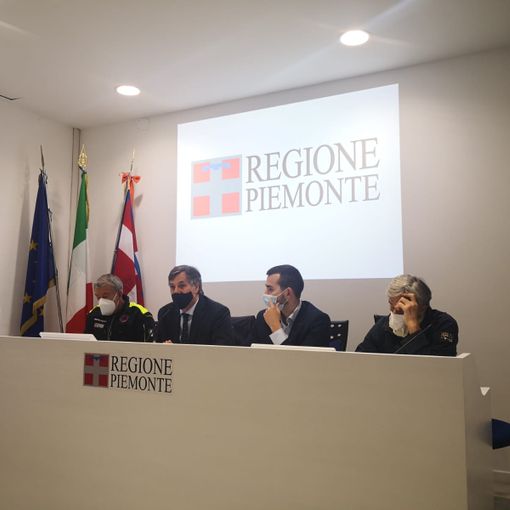 Covid, dal 17 maggio sul sito piemontese arriva il certificato vaccinale: mezzi pubblici gratis il giorno della dose