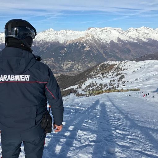 Malore per un 16enne in seggiovia a Prali: ragazzo grave in ospedale