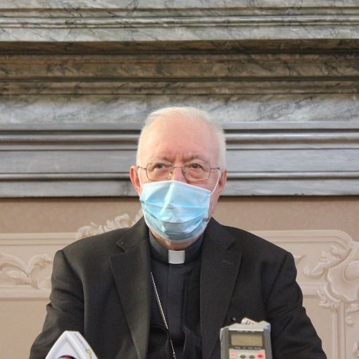 mons. cesare nosiglia