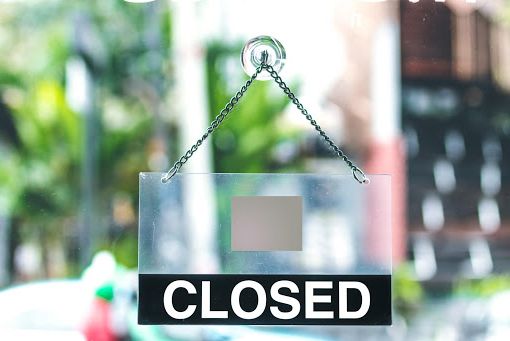 Coronavirus Piemonte, chiusi gli esercizi commerciali il 25 aprile e 1° maggio