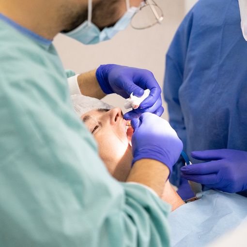 dentista all'opera