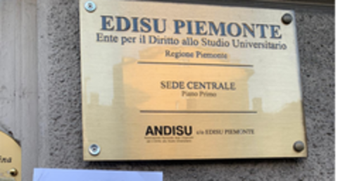 Borsa di studio revocata agli universitari per violazioni gravi del regolamento di Ateneo: polemica in Regione