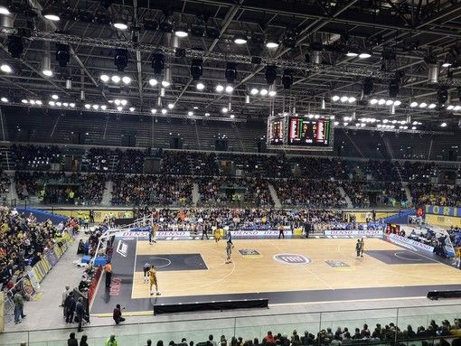 Basket: crac Auxilium, arrestato l'ex presidente del Torino Calcio Roberto Goveani
