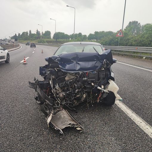 La pioggia trasforma la tangenziale di Torino in una roulette
