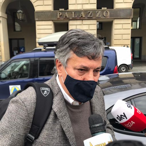Covid, l'ammissione di Icardi: &quot;Ricoveri in ospedale? Il sistema regge ancora 10-12 giorni&quot; [VIDEO]