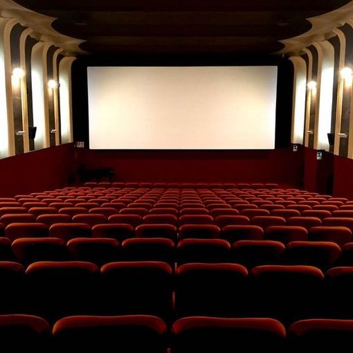 Sala cinematografica - immagine d'archivio