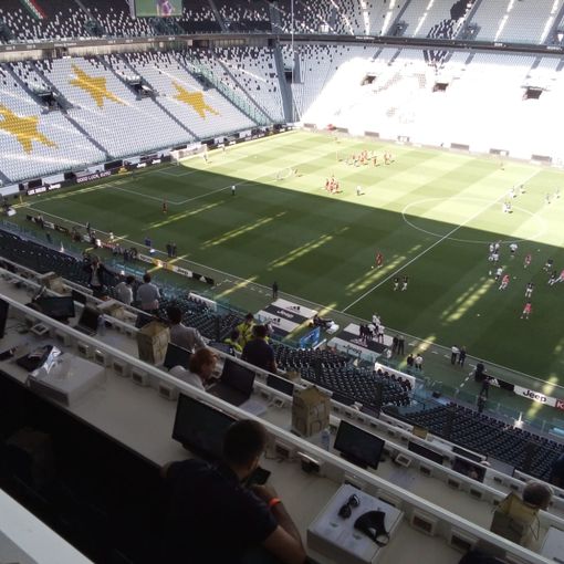 Il silenzio e l'irreale clima dell'Allianz Stadium in attesa del derby (FOTO)