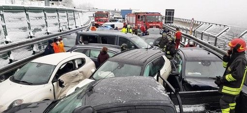 Maxi-tamponamento con due morti sulla A32 Torino-Bardonecchia: ci sono 31 indagati