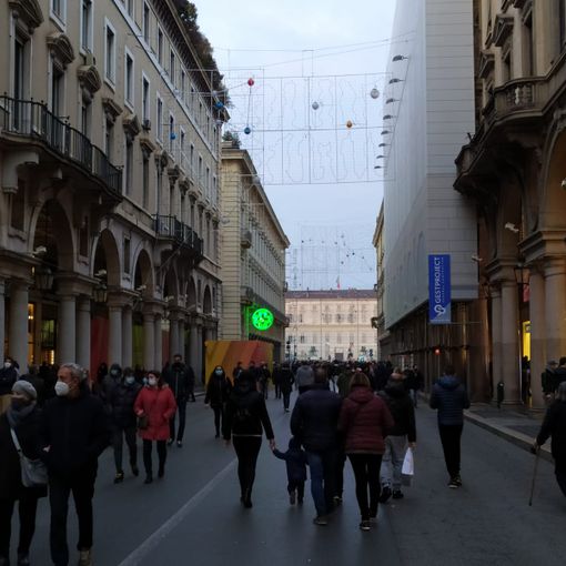 L'Epifania la zona rossa si porta via, ma Torino si ritrova in un giallo &quot;rinforzato&quot;