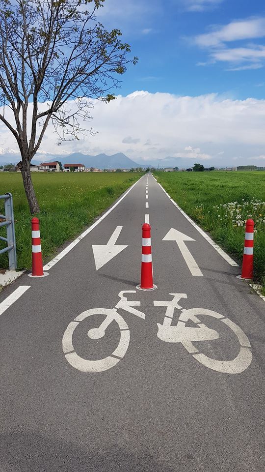 Diciotto ciclisti denunciati e multati a Vigone perché percorrevano la ciclabile per svago Diciotto ciclisti denunciati e multati a Vigone perché percorrevano la ciclabile per svago