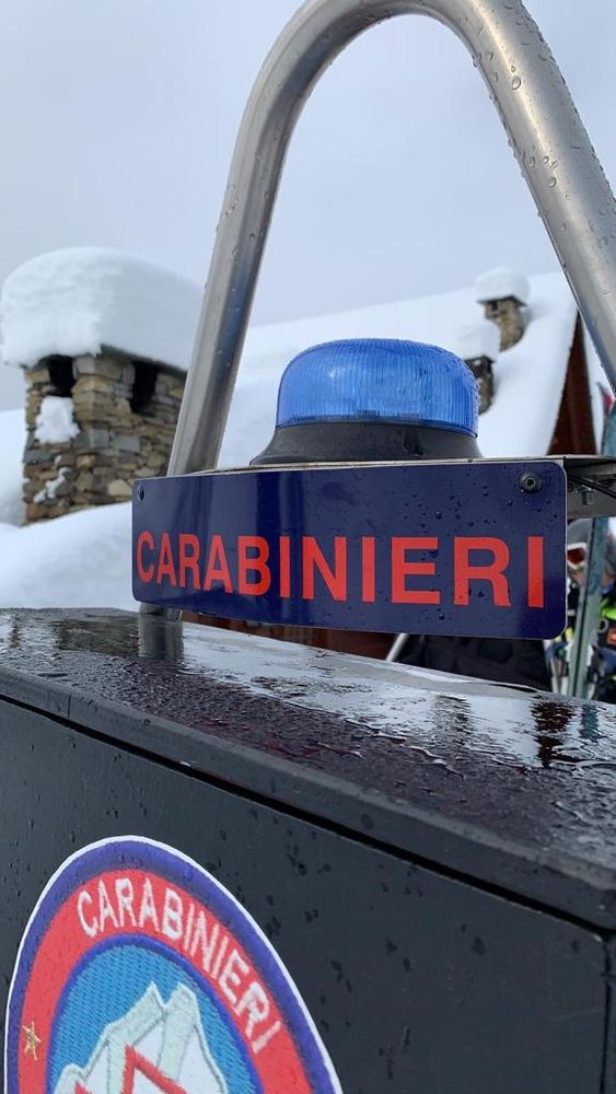 Controlli dei Carabinieri sulle piste da sci del Torinese