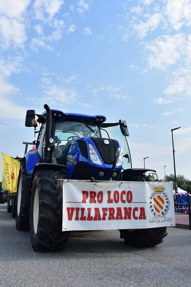 A Villafranca Piemonte trattori in passerella per il Villa Tractor Beer Fest