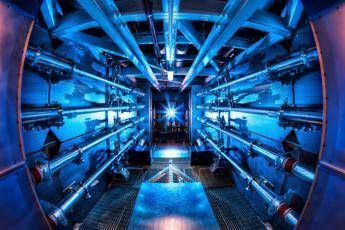 Energia nucleare e rinnovabili insieme? Si può fare anche in Italia: a che punto siamo