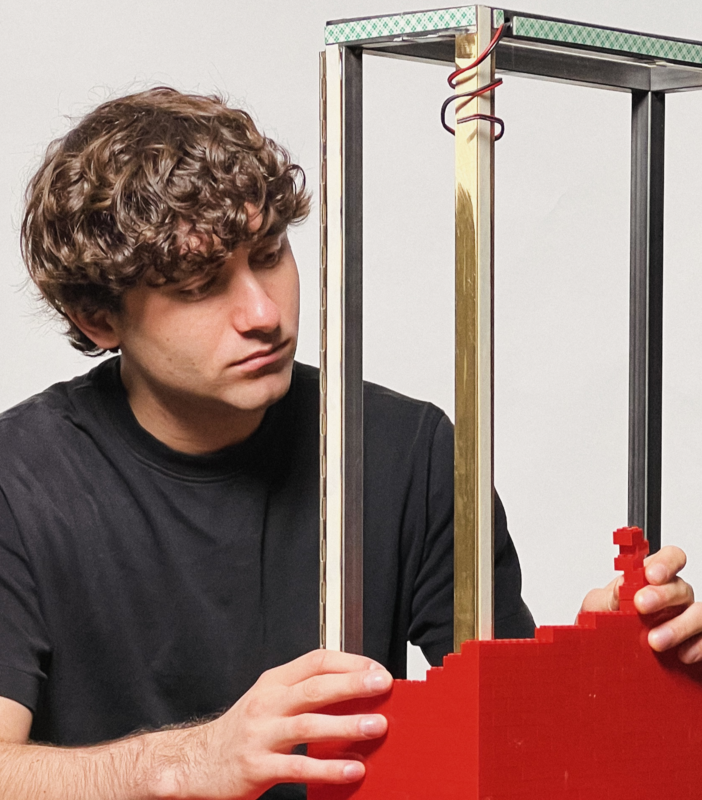 Lego Italia e l'artista Greg Goya presentano a Torino: Regalare il superpotere del gioco. E non finisce qui...