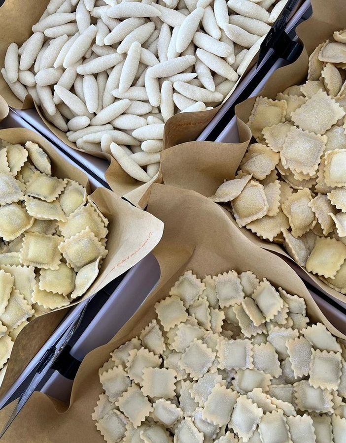 La pasta fresca ripiena a Natale è spesso quella del Pastificio Artigianale Martino, “come fatta in casa”