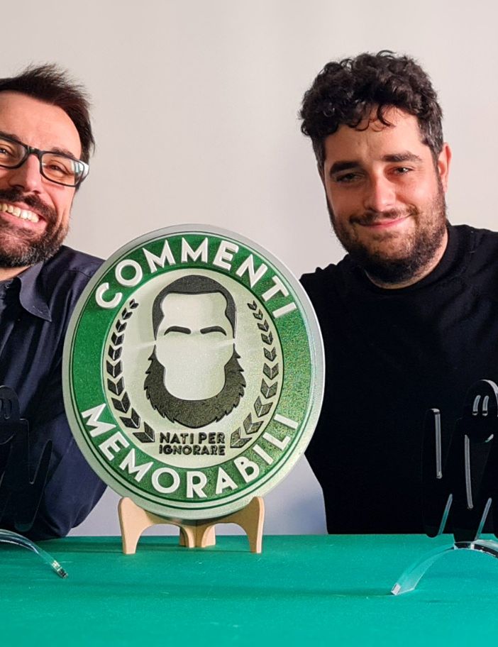 Fabrizio Biasibetti (a destra) ai Macchianera Awards con uno dei soci, Marco Melano