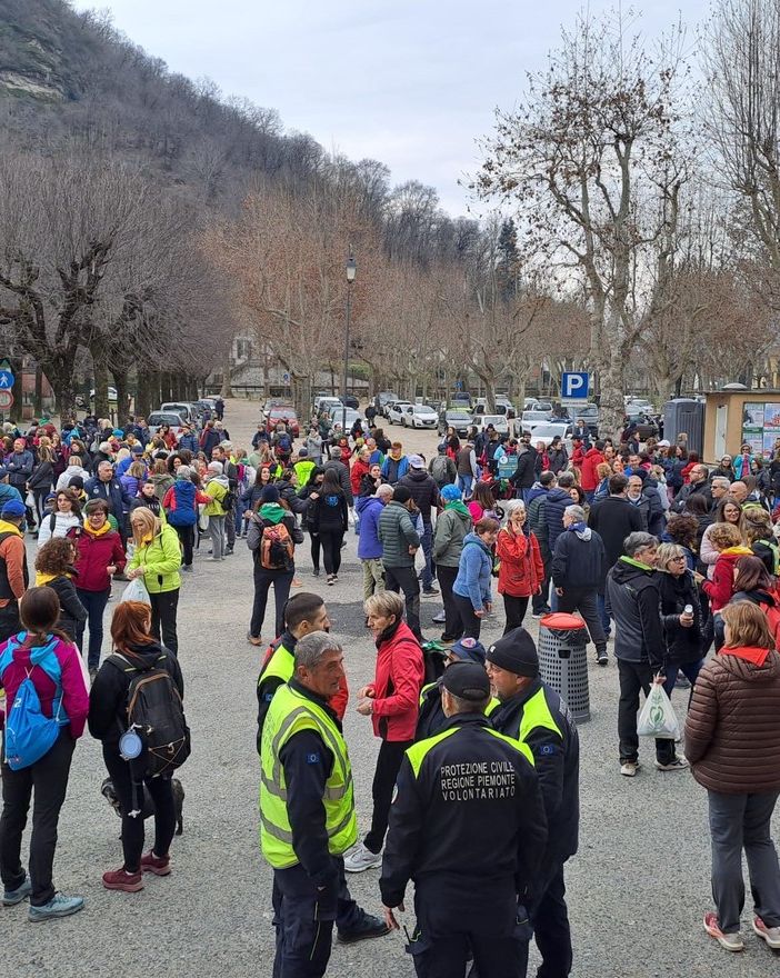 Un momento dell’arrivo a Cavour della camminata ‘Cammino per Me&amp;Te’