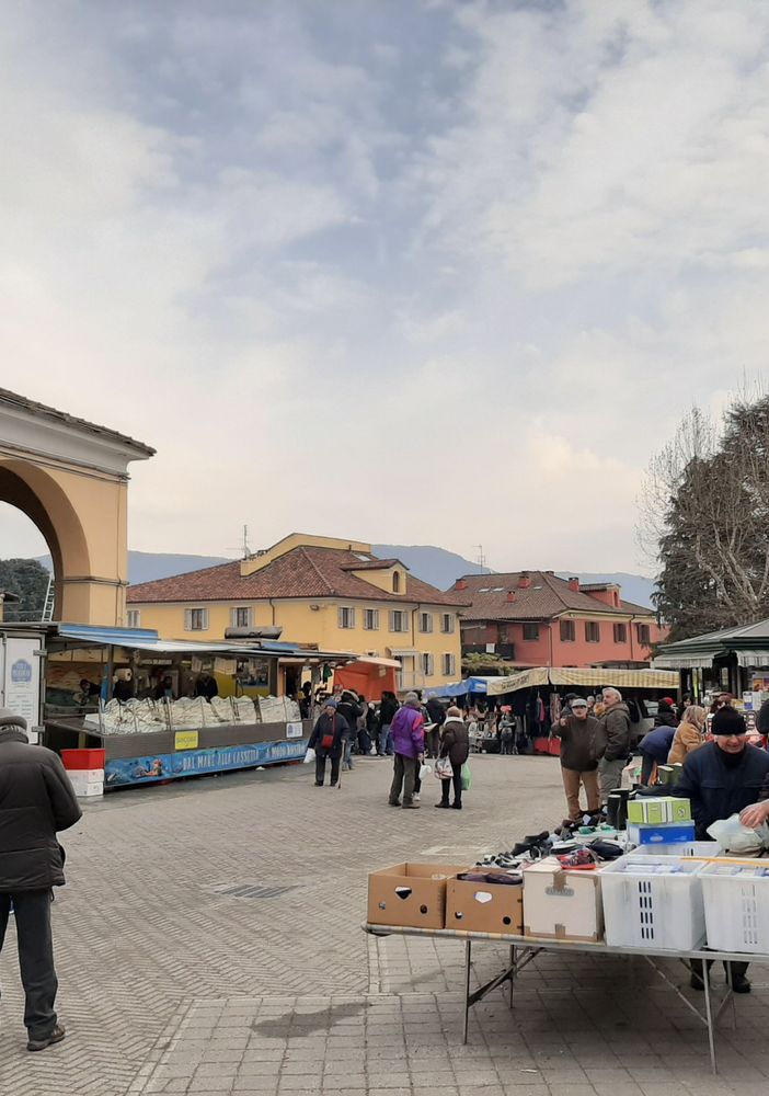 Cumiana verso la normalità: domani si terrà il mercato