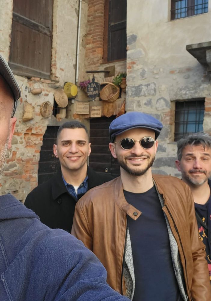 La Quadrilla Folk Band
