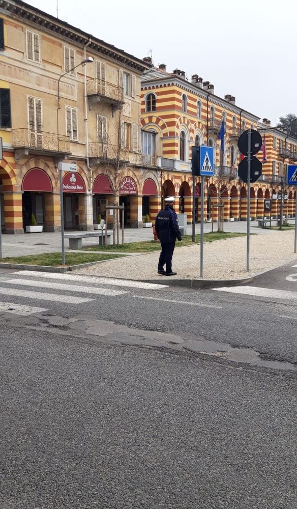 Prime due denunce e sanzioni a Luserna San Giovanni a persone che escono di casa senza validi motivi