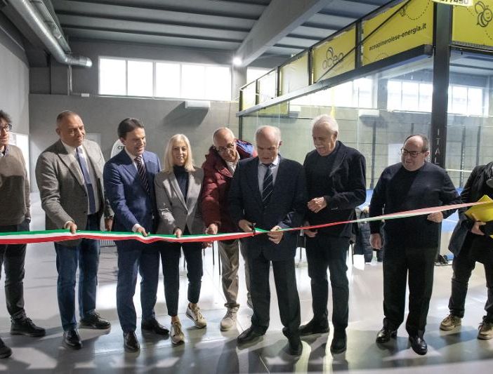 Il taglio del nastro del centro enerGpadel
