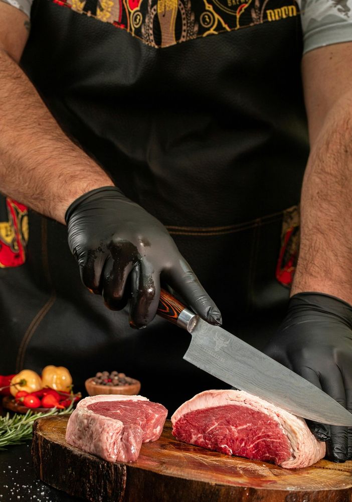 Cavour ripassa l’arte della macelleria con gli allievi dell’‘Università di Baldo’