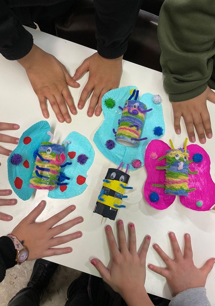 Le scuole al lavoro per il progetto ‘Bee Friends – Pollinator Garden’