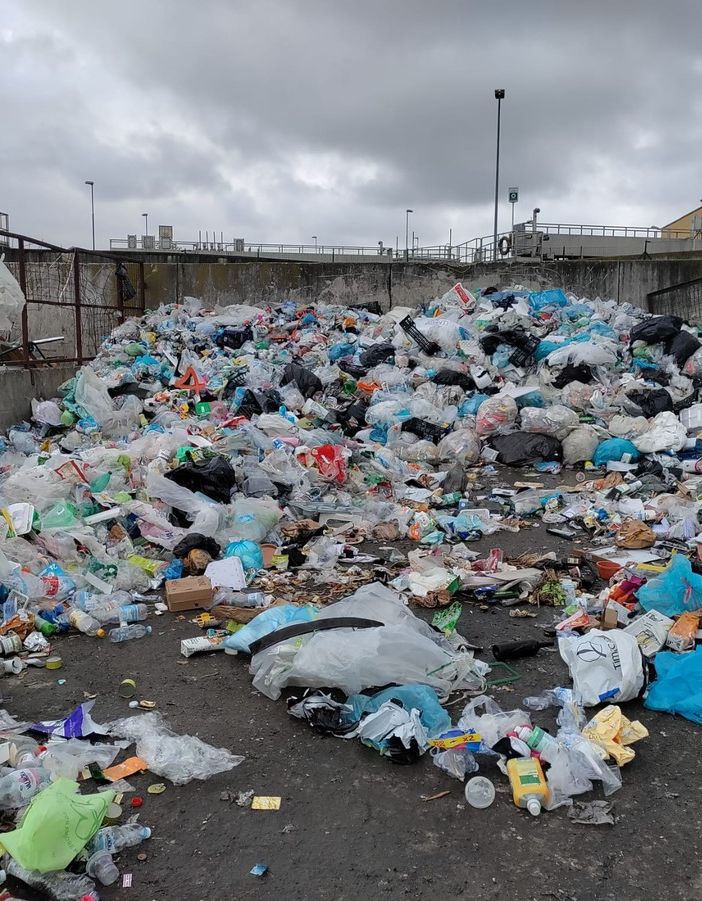 Cresce la raccolta differenziata a Pinerolo, ma la plastica è un problema