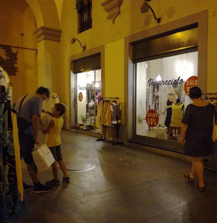 Pinerolo da domani avrà un muro che “scalderà” chi ne ha bisogno