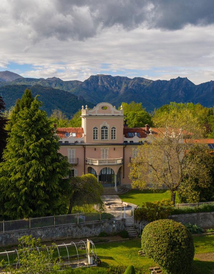 Pagine Pinerolesi dal centro storico a Villa Santa Brigida
